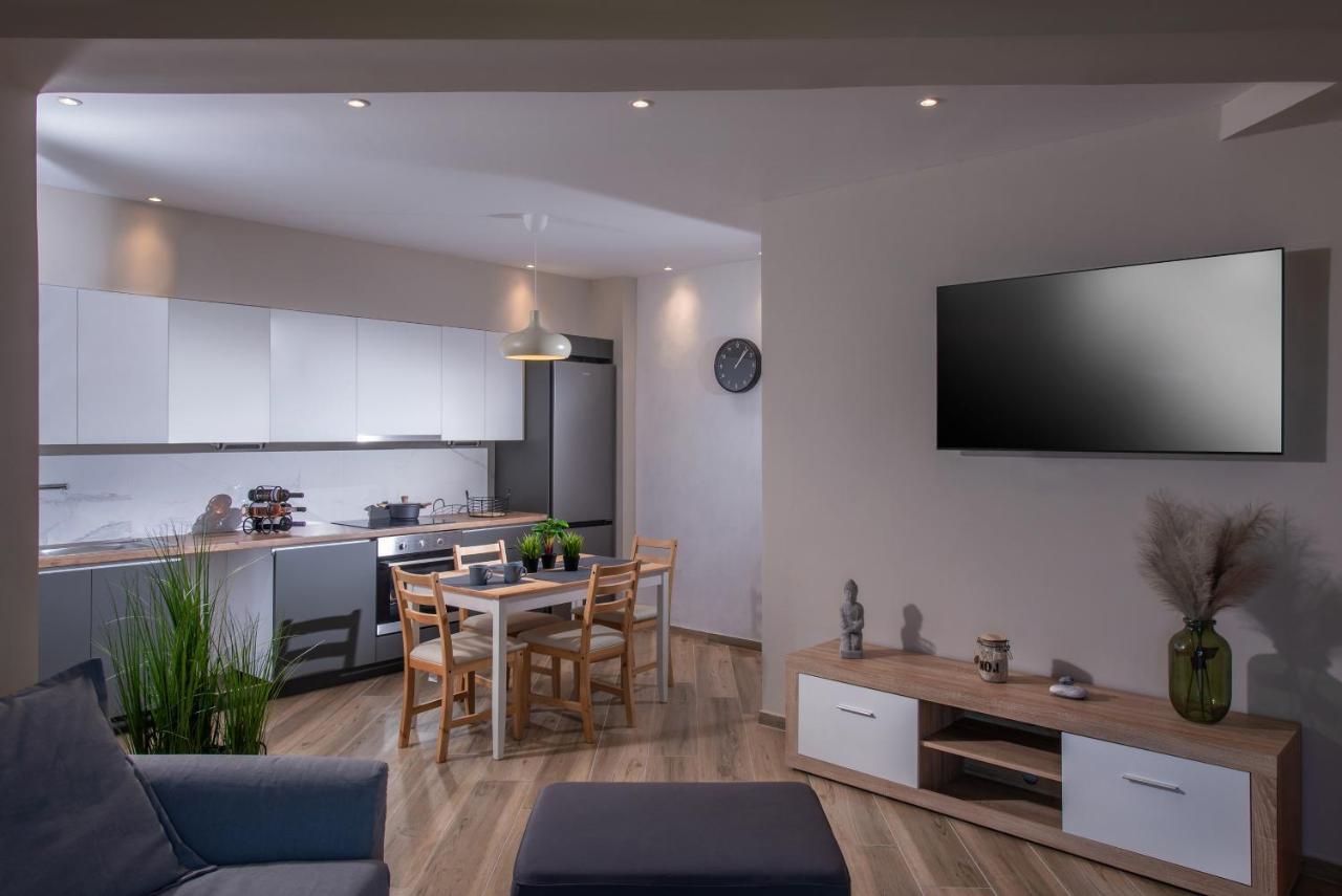 Archipelagos Apt In The Heart Of The City Iraklio Exteriér fotografie